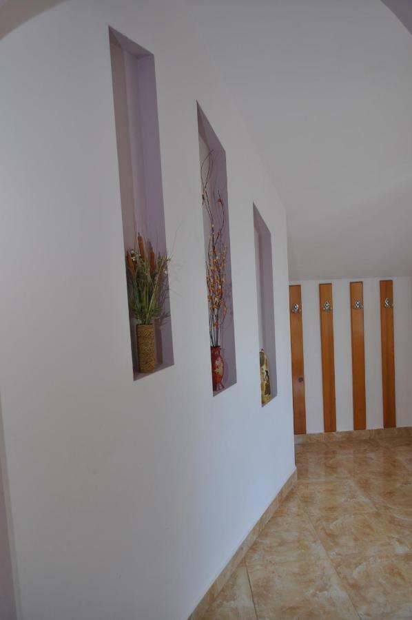 Casa Diu Appartement Avrig Buitenkant foto